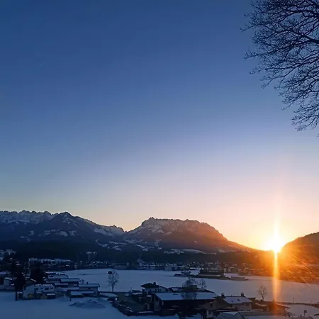 Haus Sonnenwinkl 公寓