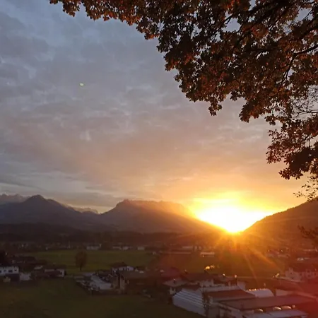 Haus Sonnenwinkl 公寓 Kössen